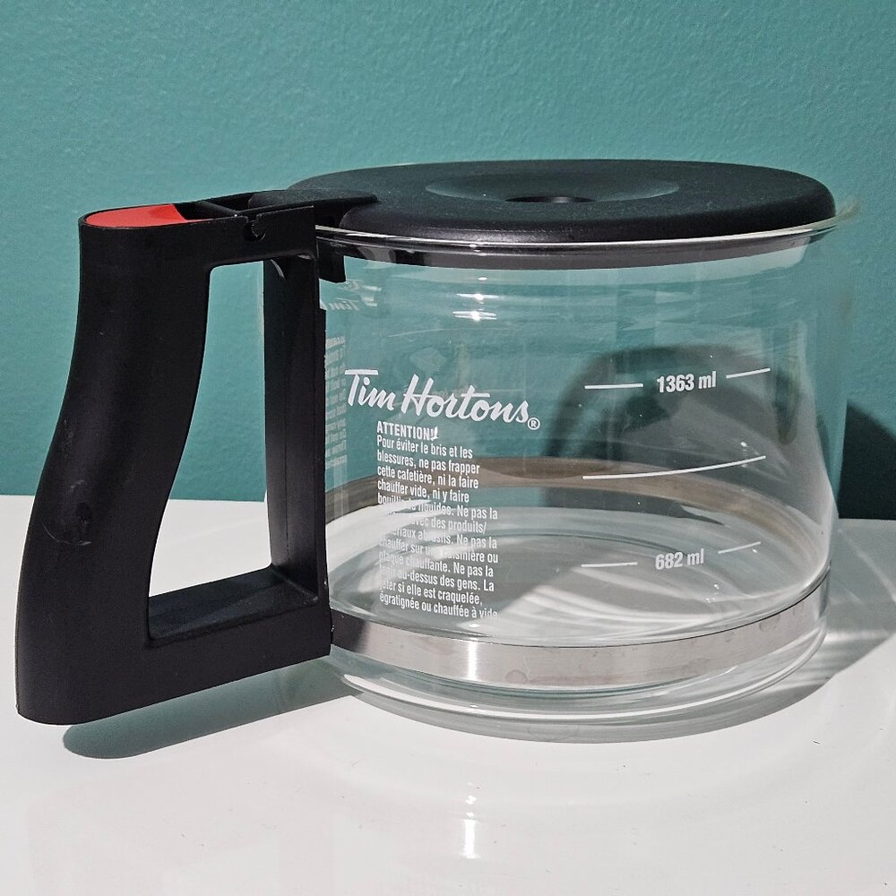 Tim Hortons Replacement Coffee Pot w/Lid 48oz Fits Bunn 10 Schott Germany Spare